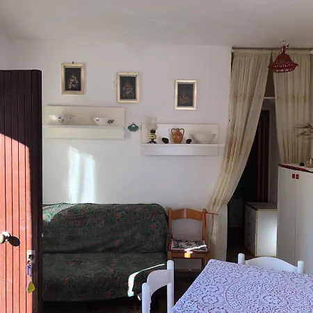 דירה From Elena